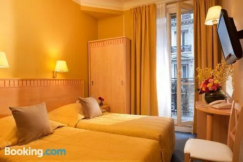 Hotel Gerando Paris 3*,